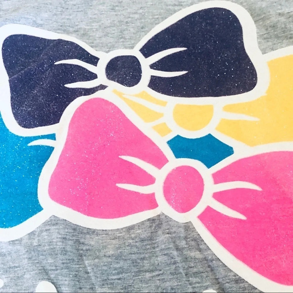 Hello Kitty by Sanrio Graphic T-shirt with Glitter Bows- Size Large - Picture 3 of 4